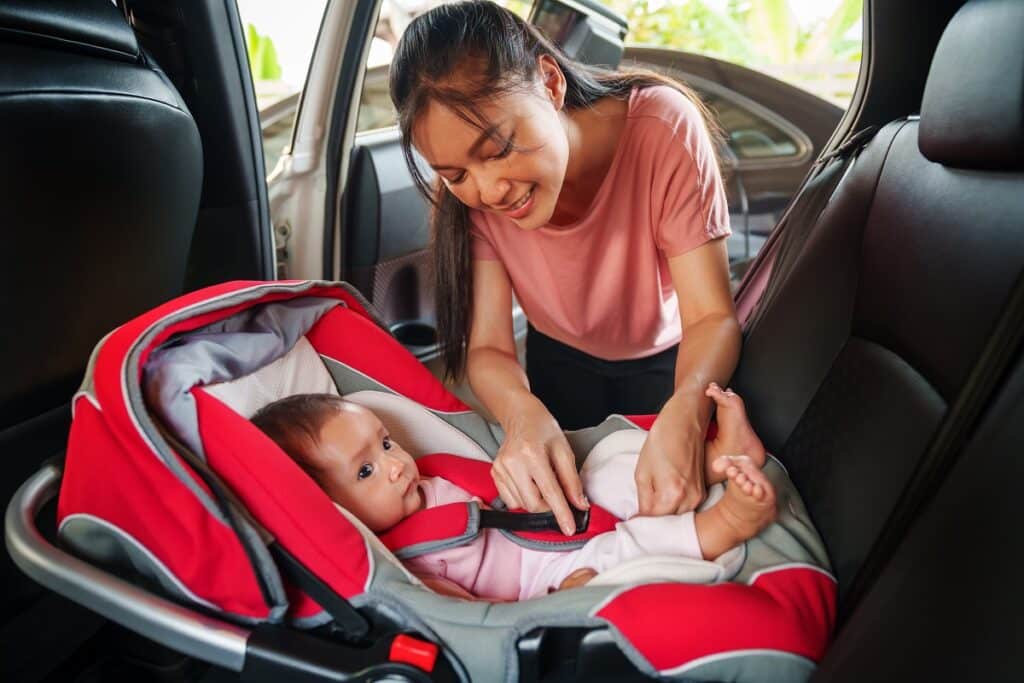 Préparer un voyage en voiture avec un nourrisson