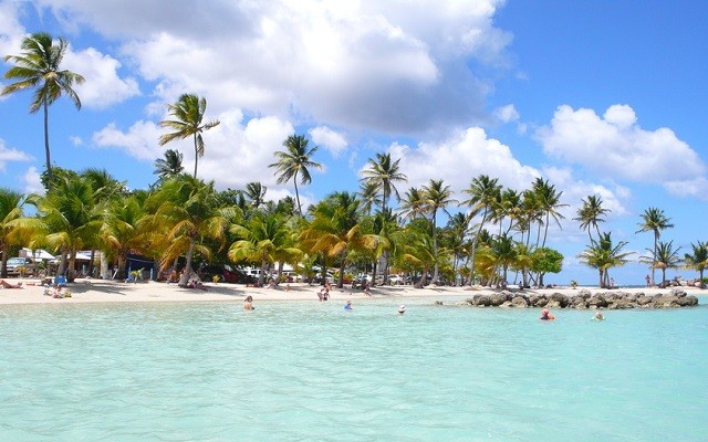 photo de plage en guadeloupe