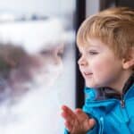 Voyager en train avec des enfants conseils