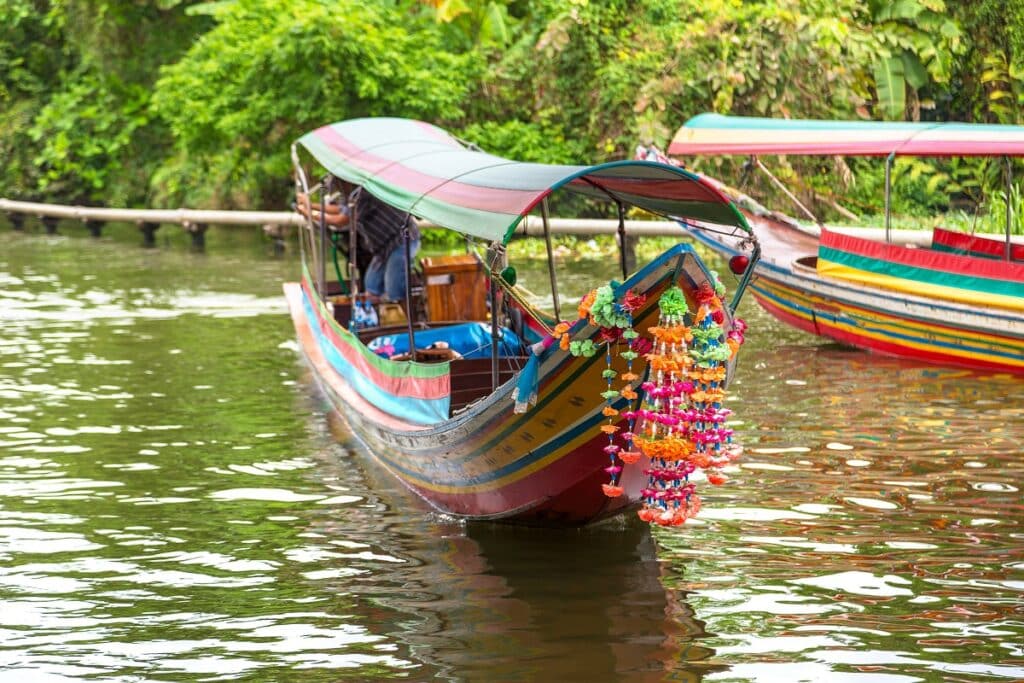 longtail boat bangkok
