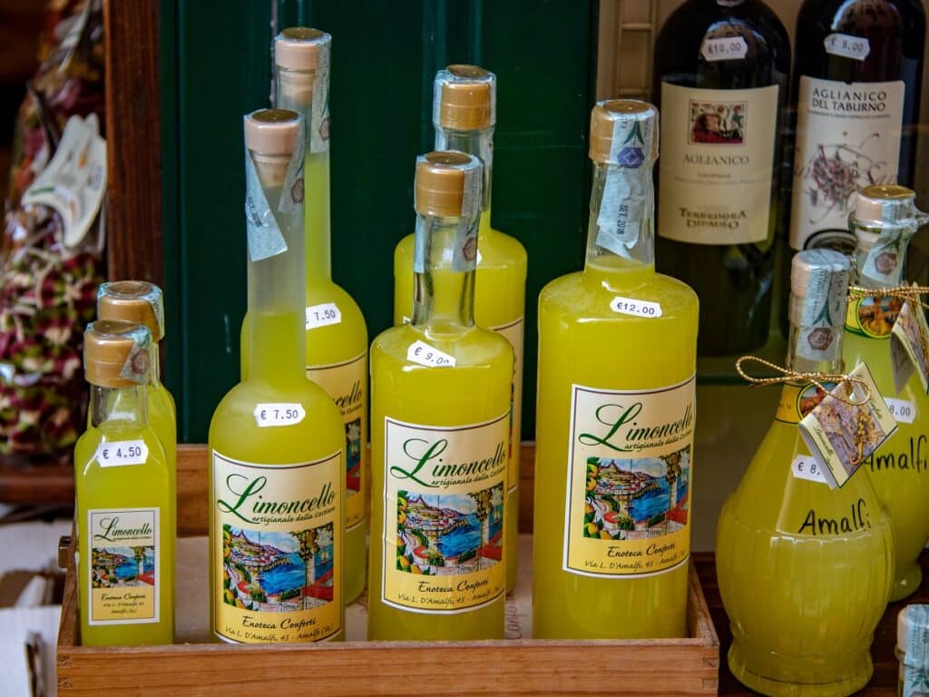 bouteilles de limoncello