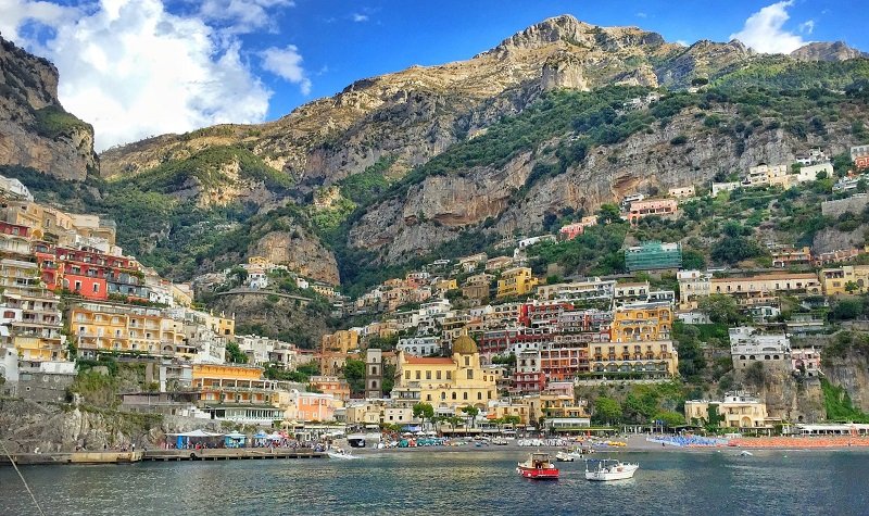 côte amalfitaine en italie