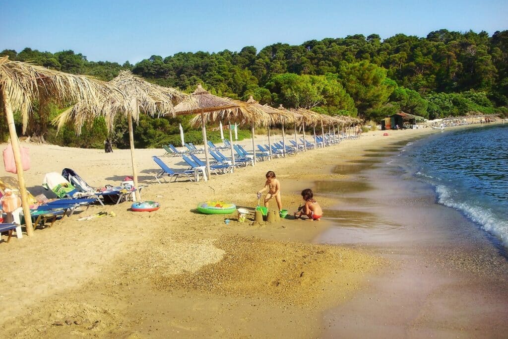 plage sur l'île de Skiathos