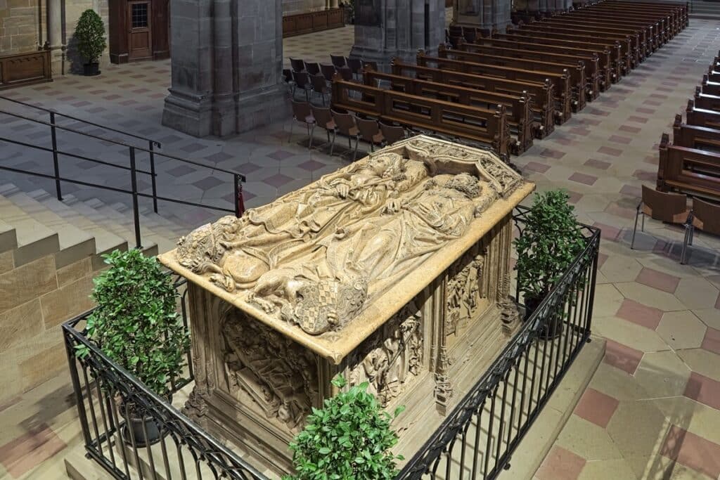 tombe dans la cathédrale de Bamberg