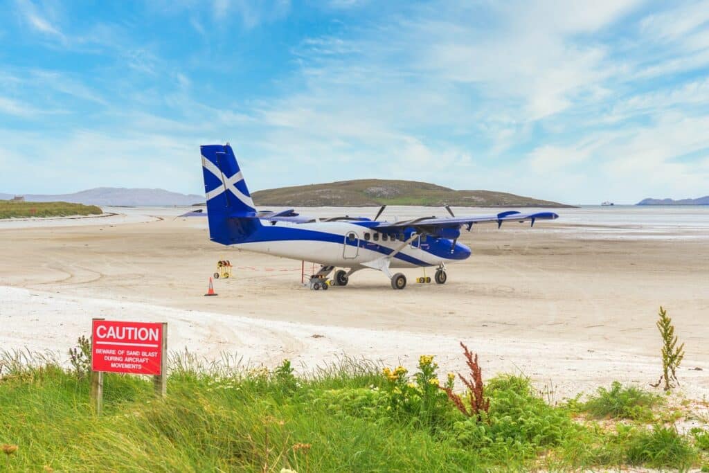 avion sur la plage à barra