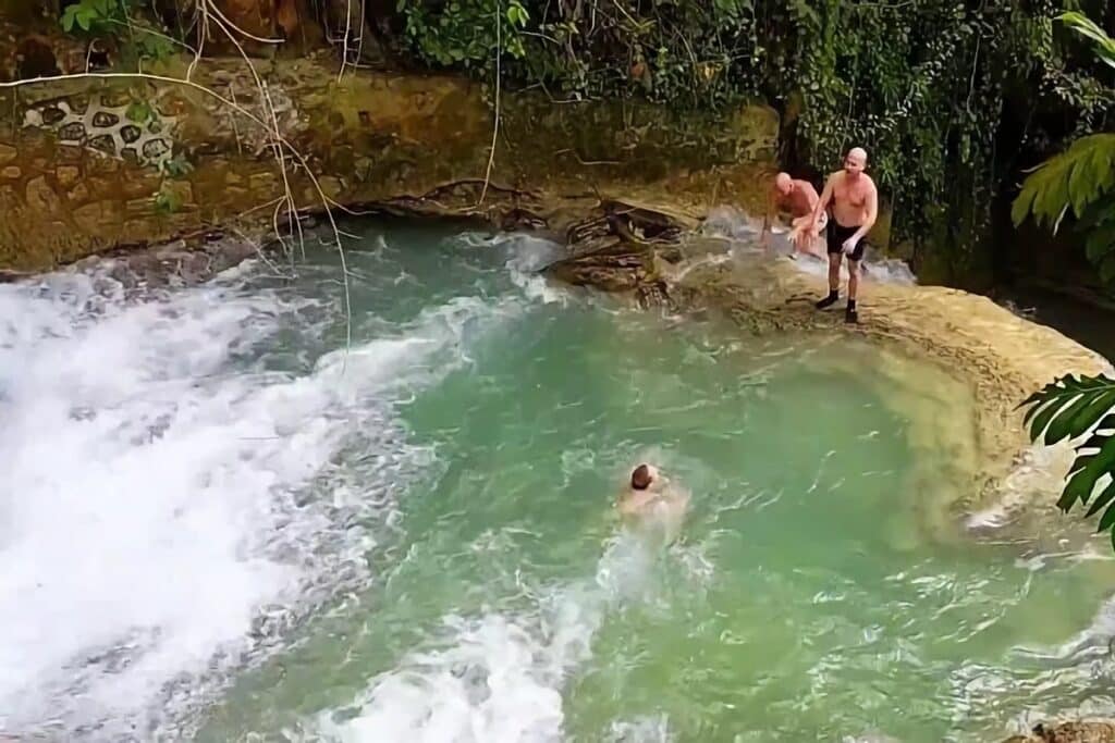 lagon sur la rivière dunn