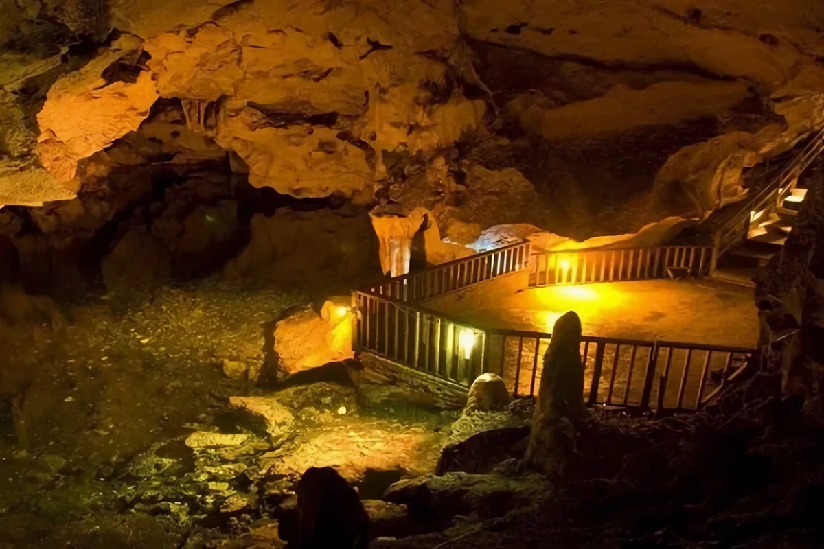 Grottes de Green Grotto