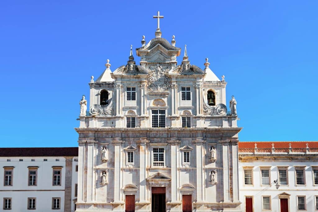 nouvelle cathédrale