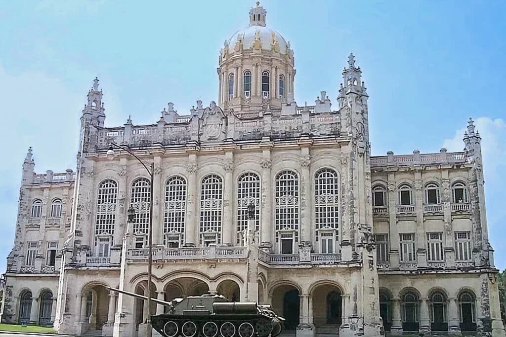 Musée de la Révolution à La Havane : une visite historique
