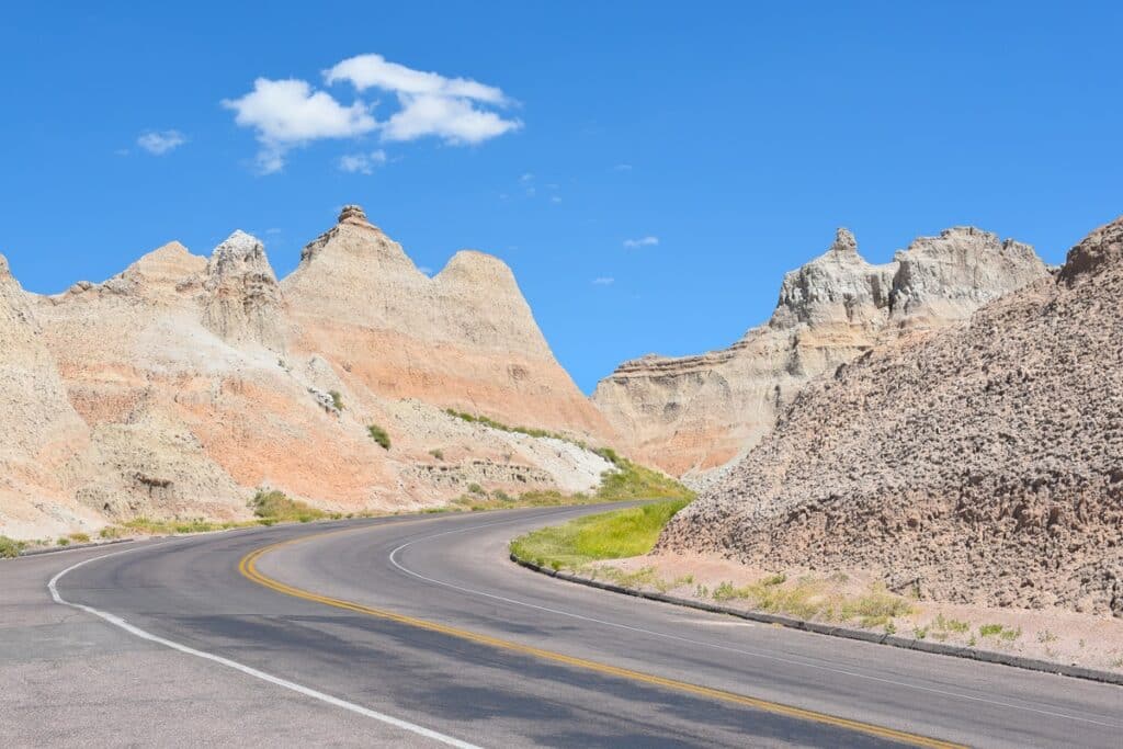 route dans le parc national des badlands