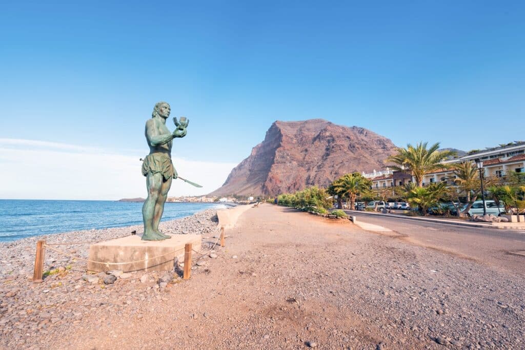 Statue Hautacuperche plage La Gomera