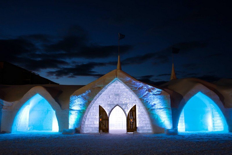hotel de glace canada