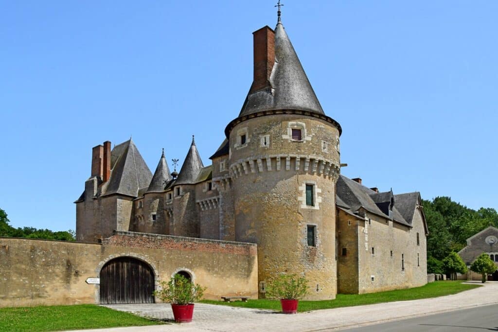 Château de Fougères-sur-Bièvre