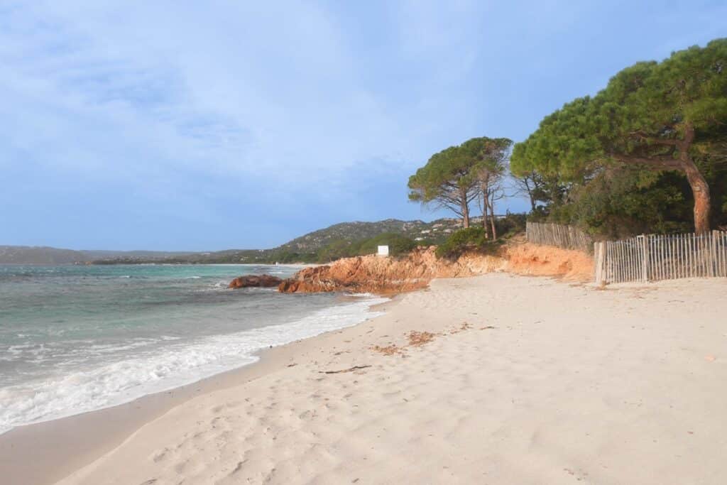 roche rouge sur la plage de Palombaggia