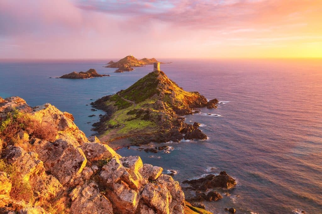 coucher de soleil sur les îles Sanguinaires