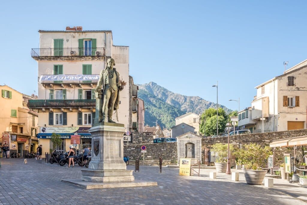 place Paoli à Corte