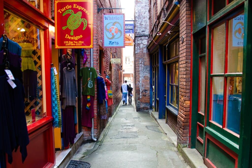 Fan Tan Alley au Canada