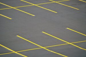 conseils pour économiser sur les parkings d'aéroport