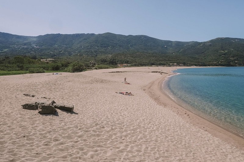 Plage de Stagnone à Calcatoggio