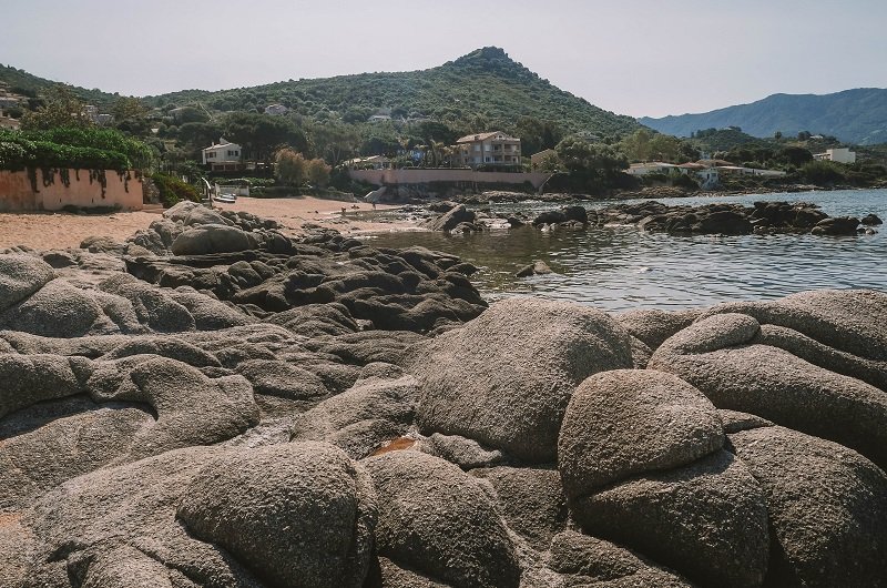 rochers plage de tiuccia