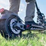 conseils pour une sortie en trottinette électrique dans les sentiers