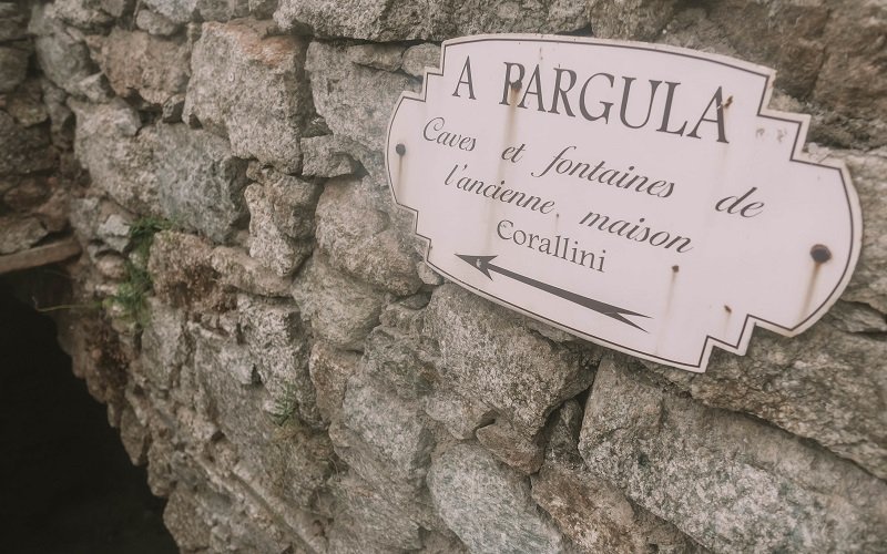 caves maison corallini