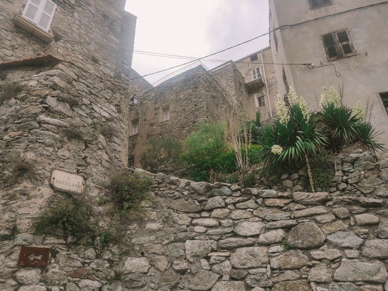 village lama corse