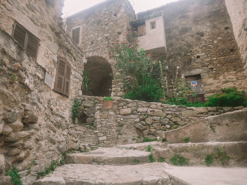 lama village corse