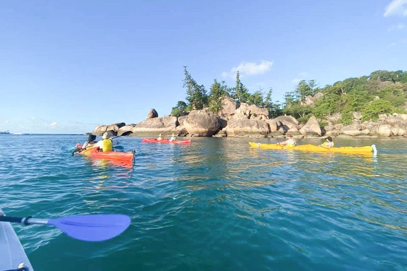 kayak magnetic island