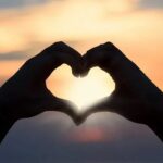 comment flirter en voyage
