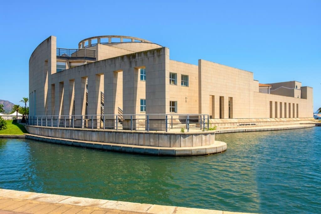 musée archéologique d'olbia