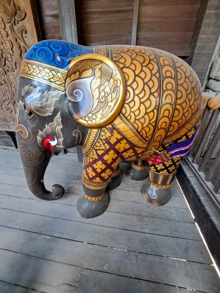 sculpture d'éléphant