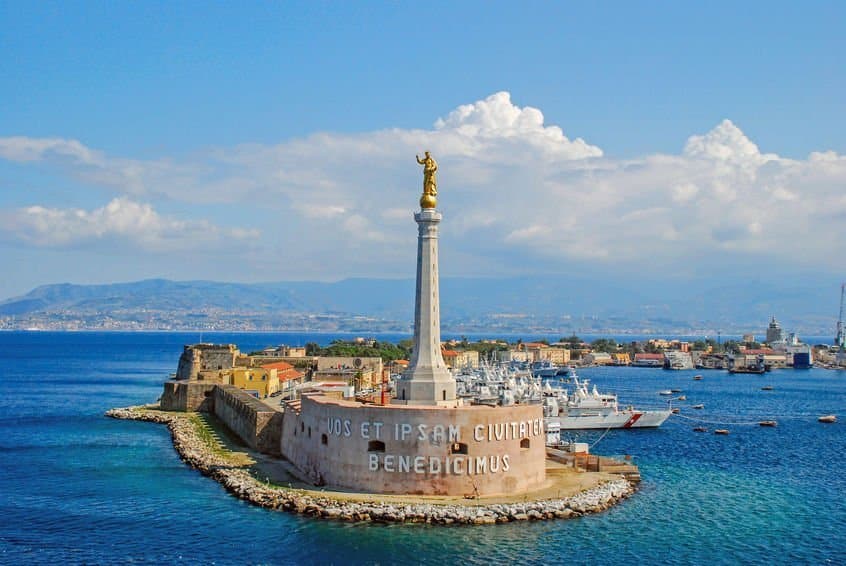 Madonnina del Porto di Messina