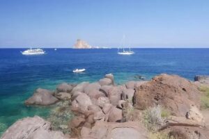 visiter les iles eoliennes