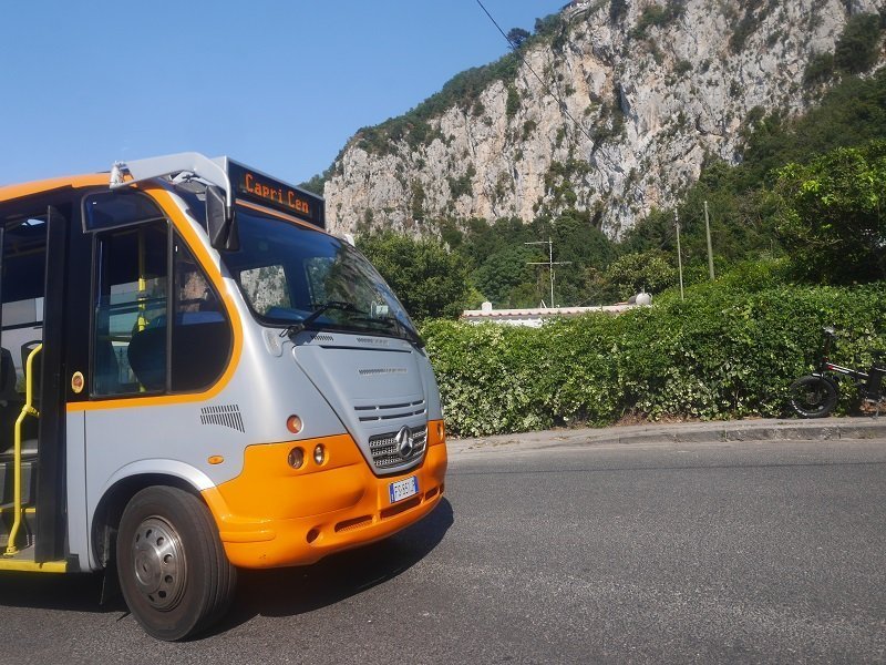 capri bus
