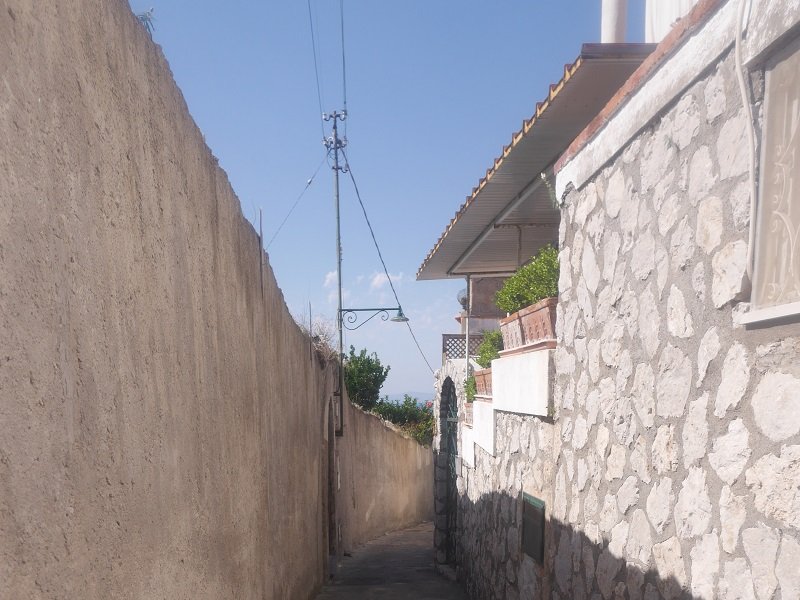 ruelle capri