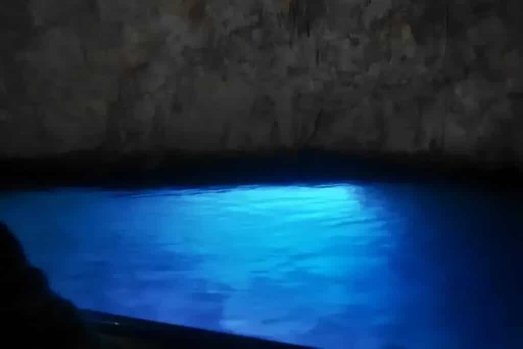 La grotte d'émeraude en Italie