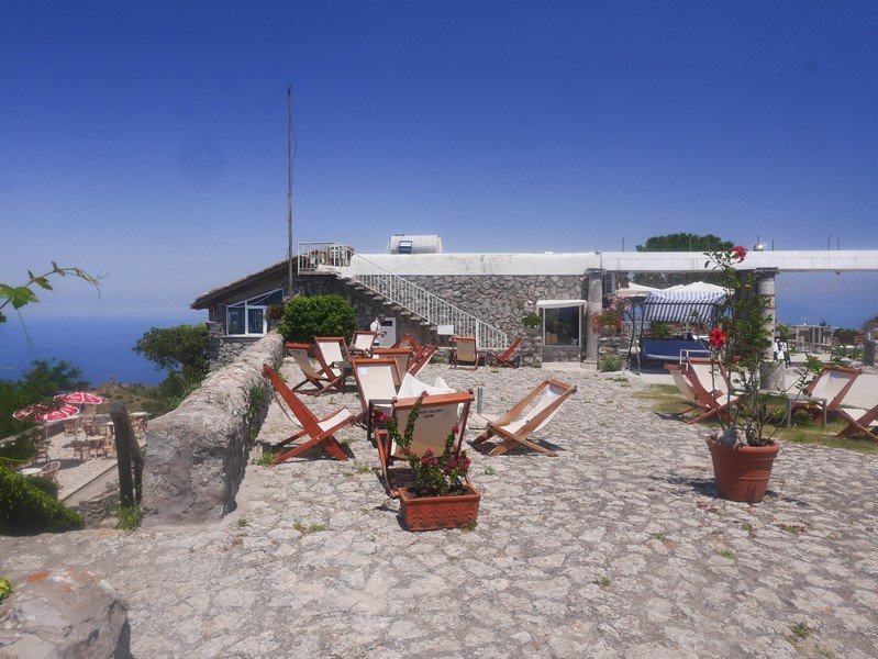 terrasse bar monte solaro