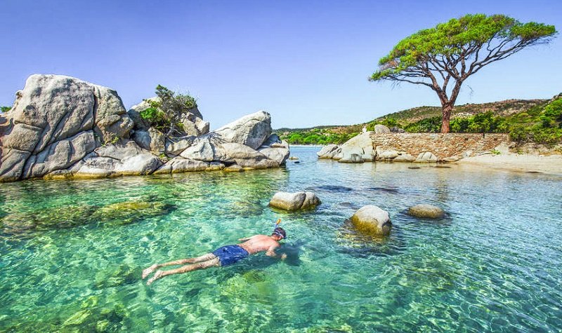 Snorkeling en Corse