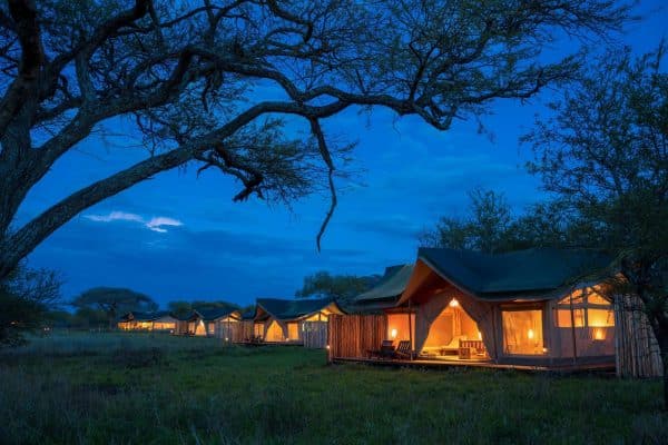 camp de nuit serengeti