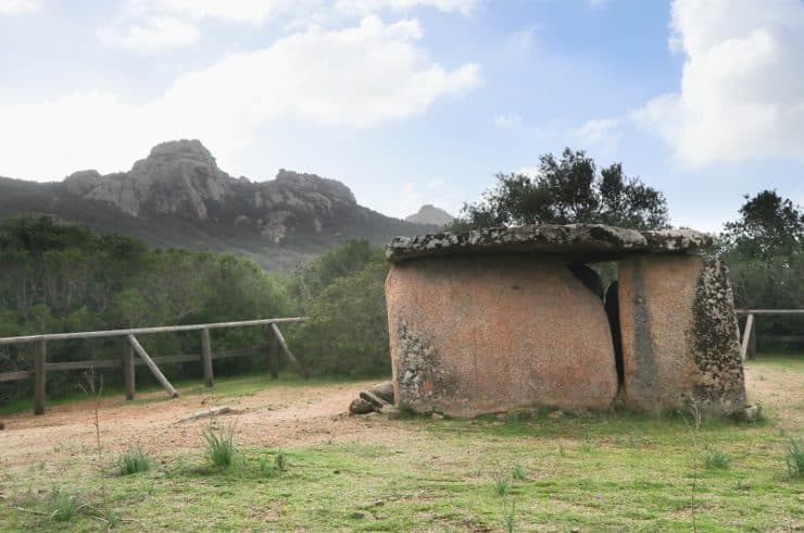 dolmen de funtanaccia