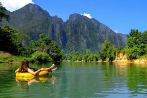 Tubing à Vang Vieng