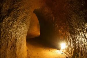 Tunnels de Cu Chi au Vietnam