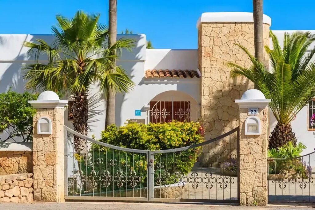villa à Ibiza