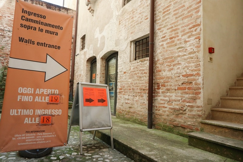 entrée mur cittadella