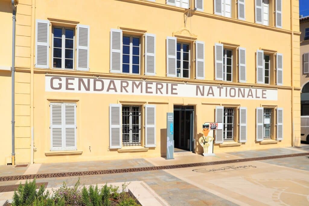 façade du musée de la Gendarmerie et du Cinéma