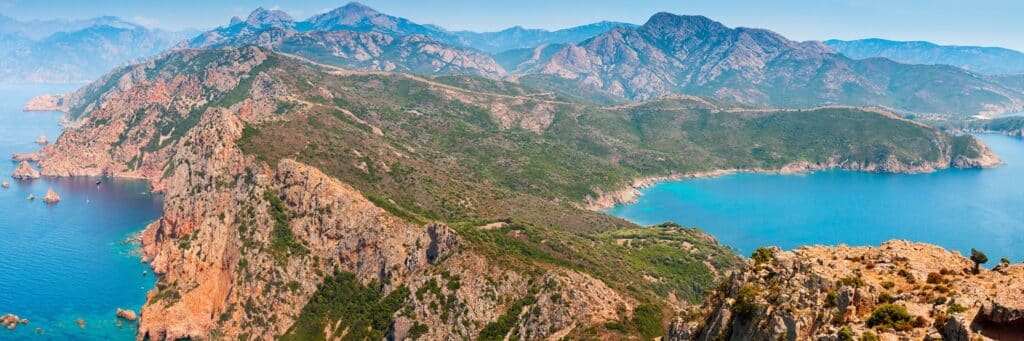 point de vue sur le golfe de Porto au Capo Rosso