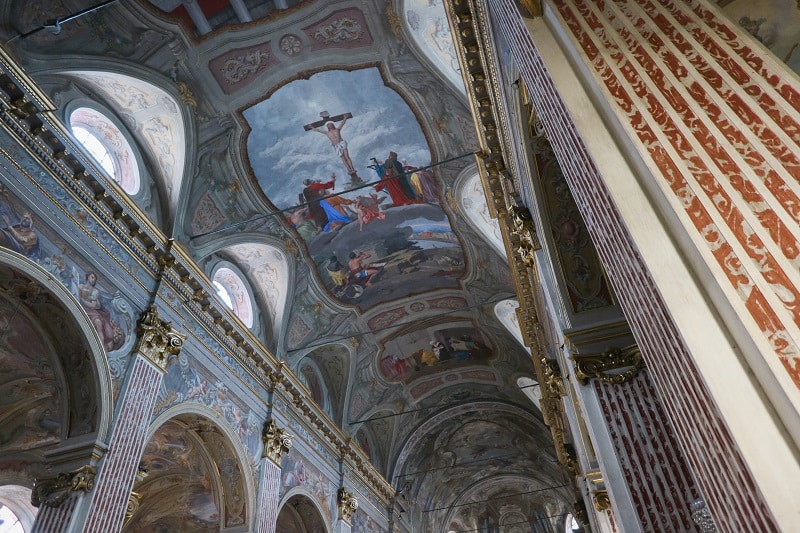 intérieur église Santa Maria de Nazareth