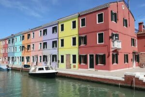 maisons colorées burano