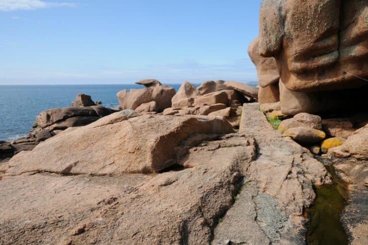 la côte de granit rose